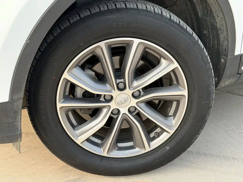 Geely Boyue — миниатюра 2