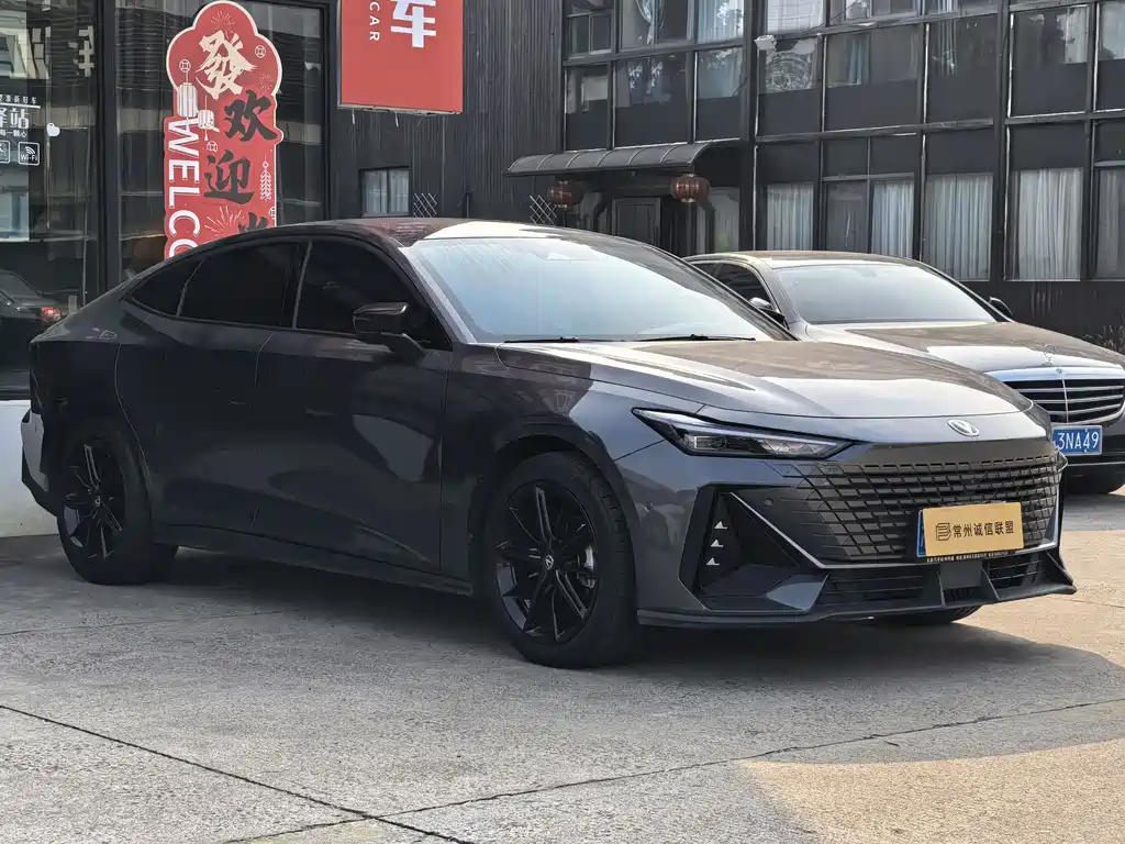Changan UNI-V 2023 1.5T