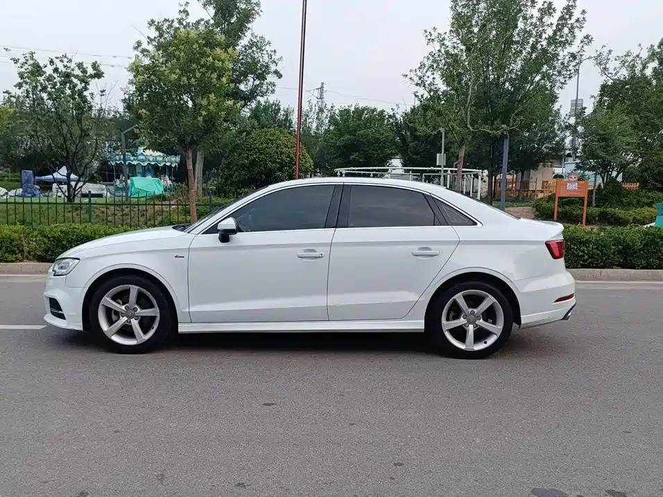 Audi A3 — миниатюра 3