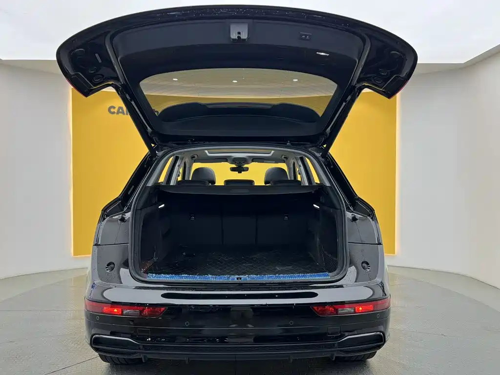 Audi Q5L — миниатюра 13