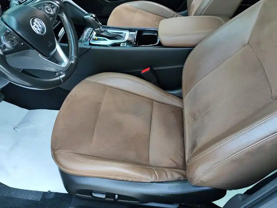 Buick Regal — миниатюра 9