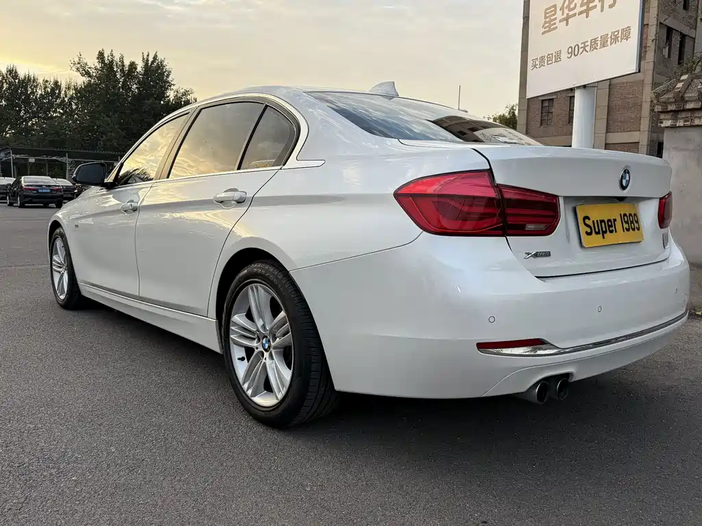 BMW 3 Series — миниатюра 4