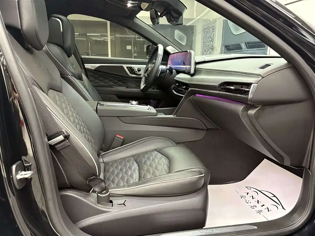 Cadillac CT6 — миниатюра 17