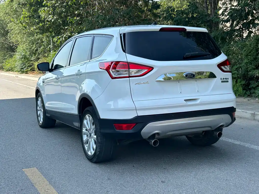 Ford Kuga — миниатюра 4