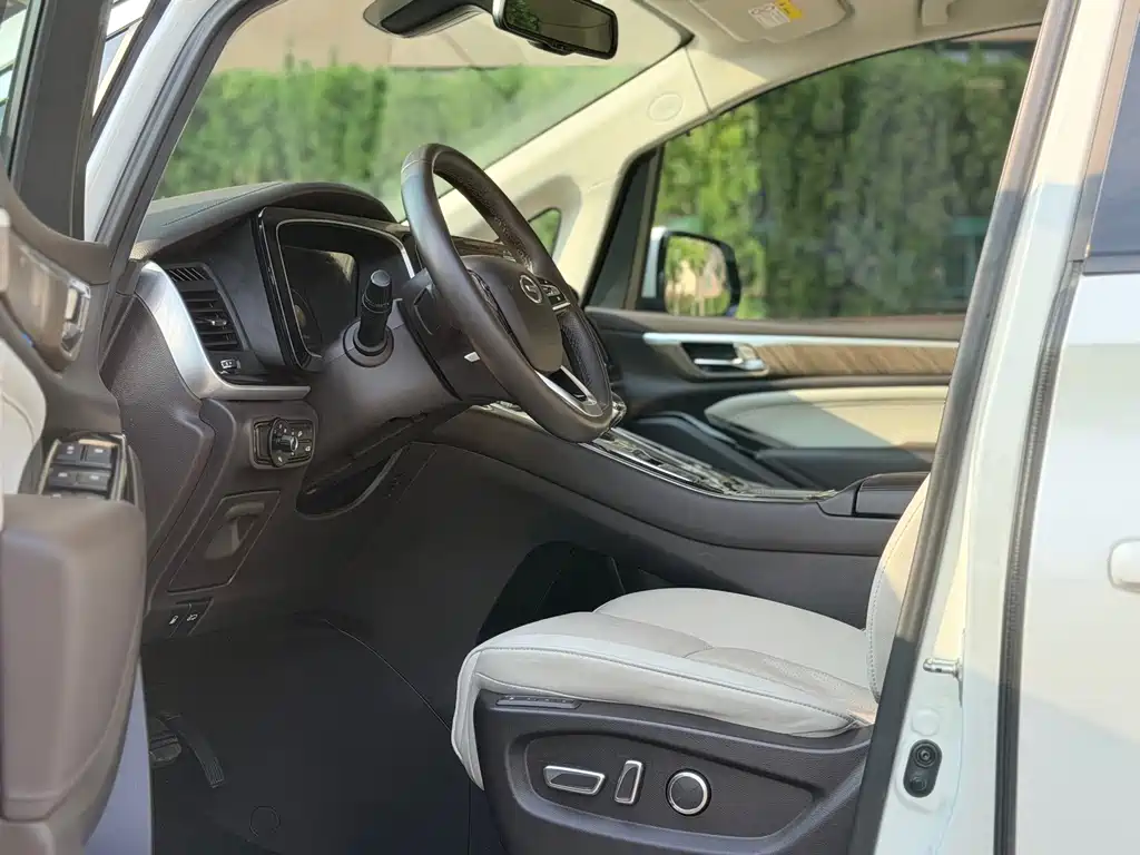 GAC Motor Trumpchi M8 — миниатюра 7