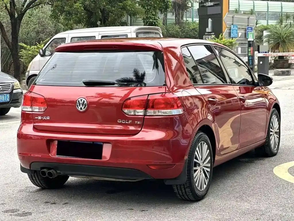 Volkswagen Golf — миниатюра 4