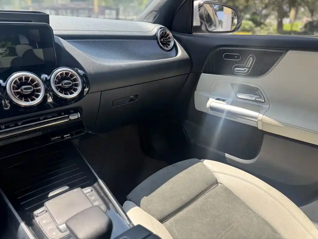 Mercedes-Benz EQA — миниатюра 8