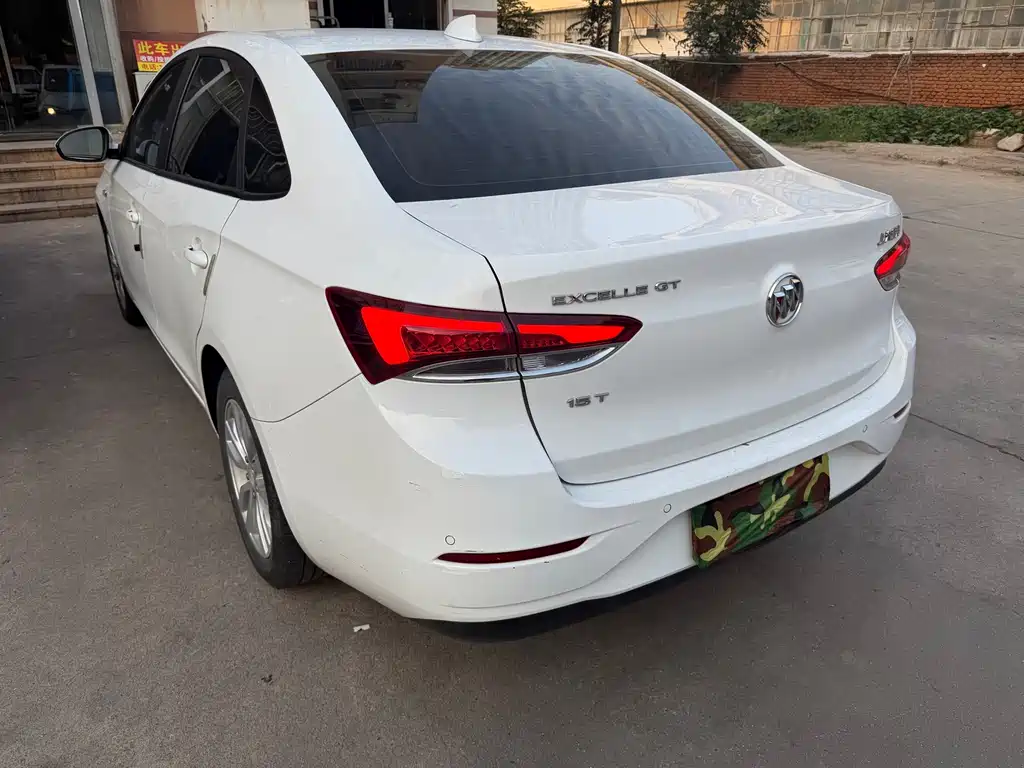 Buick Excelle — миниатюра 9