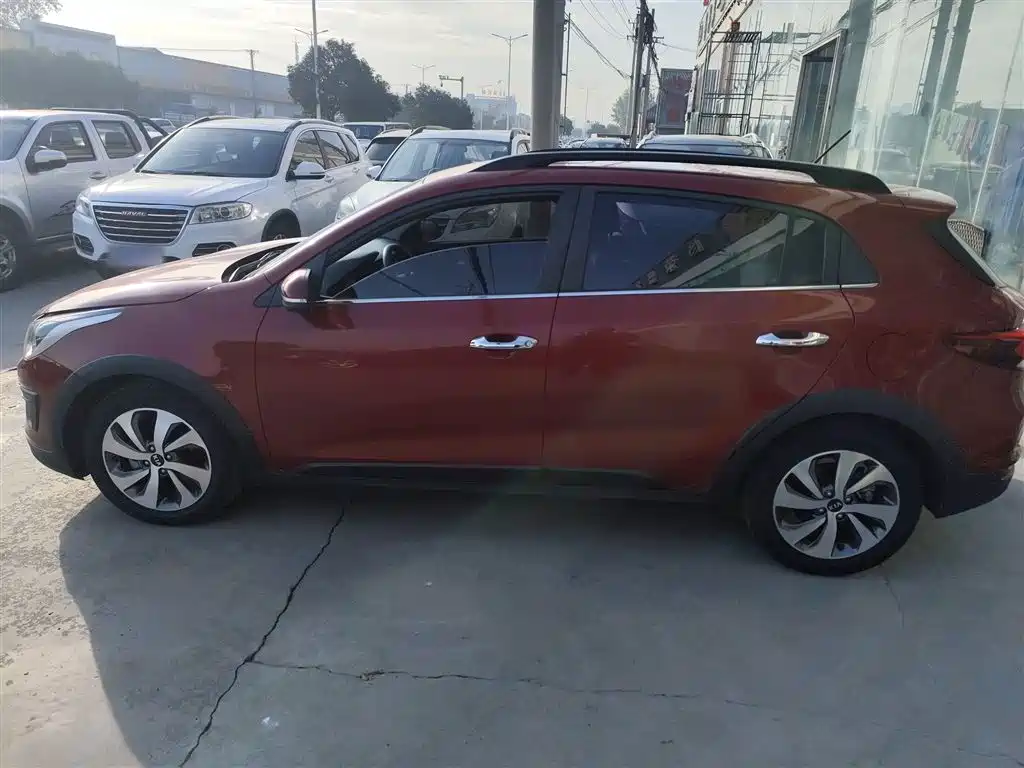KIA KX CROSS