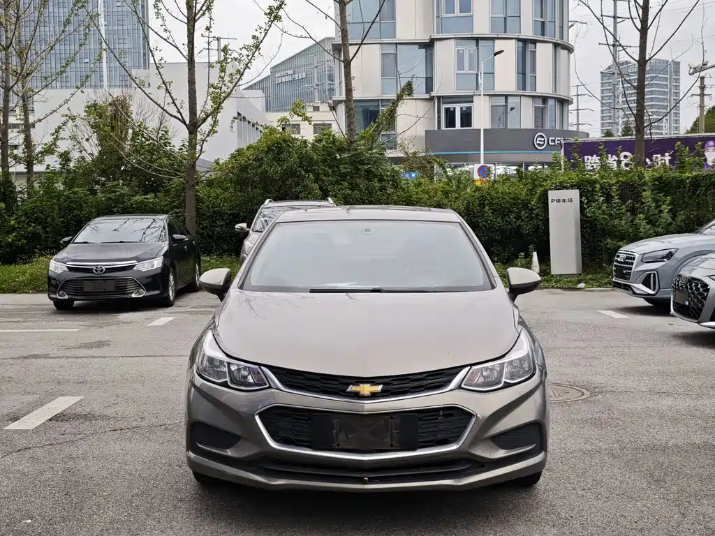 Chevrolet Cruze — миниатюра 2