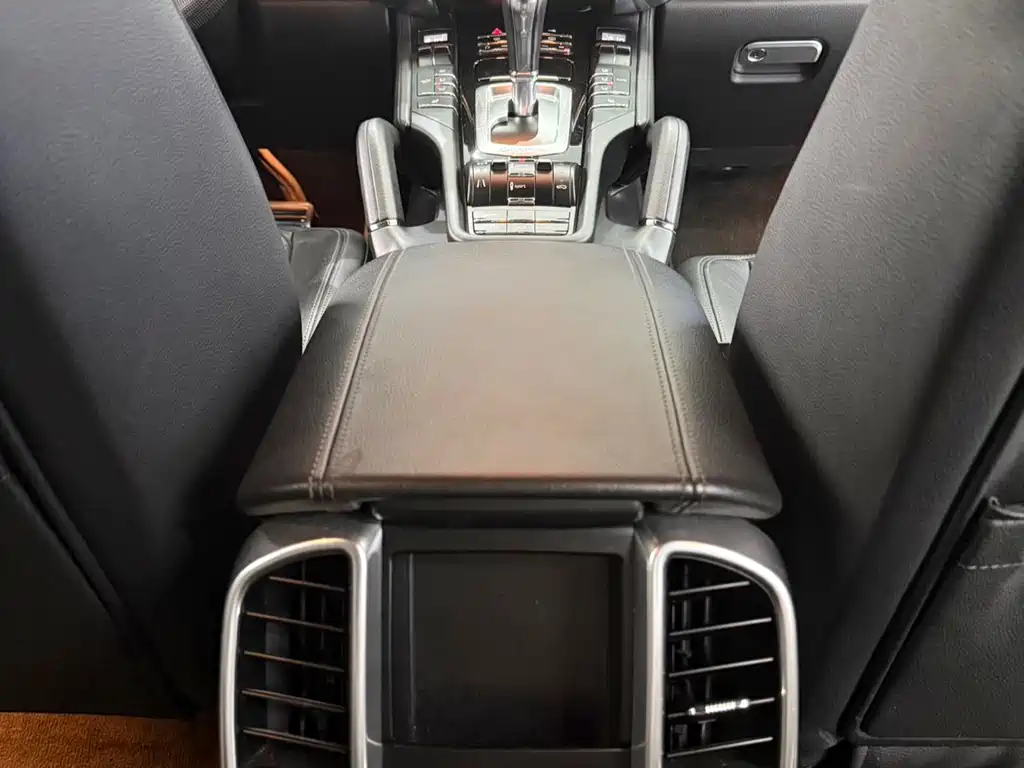 Porsche Cayenne 2011 Cayenne 3.0T