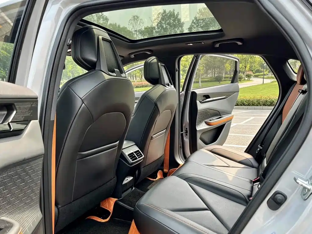Changan UNI-V — миниатюра 7