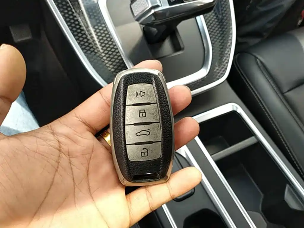 Haval M6 — миниатюра 9