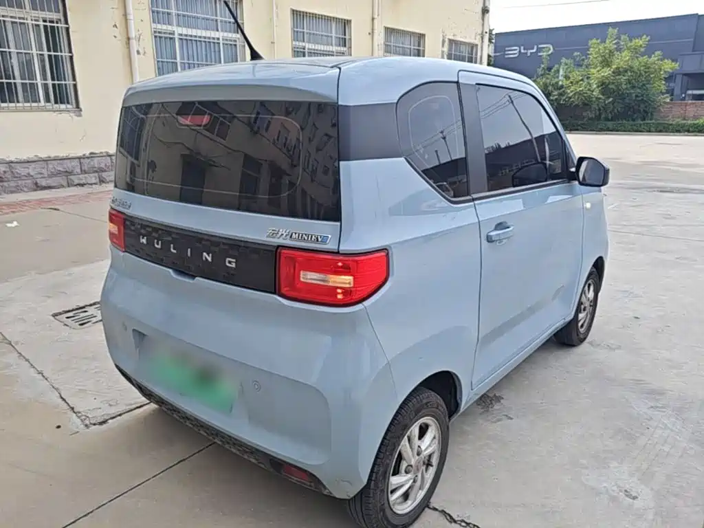 Wuling MINIEV — миниатюра 7