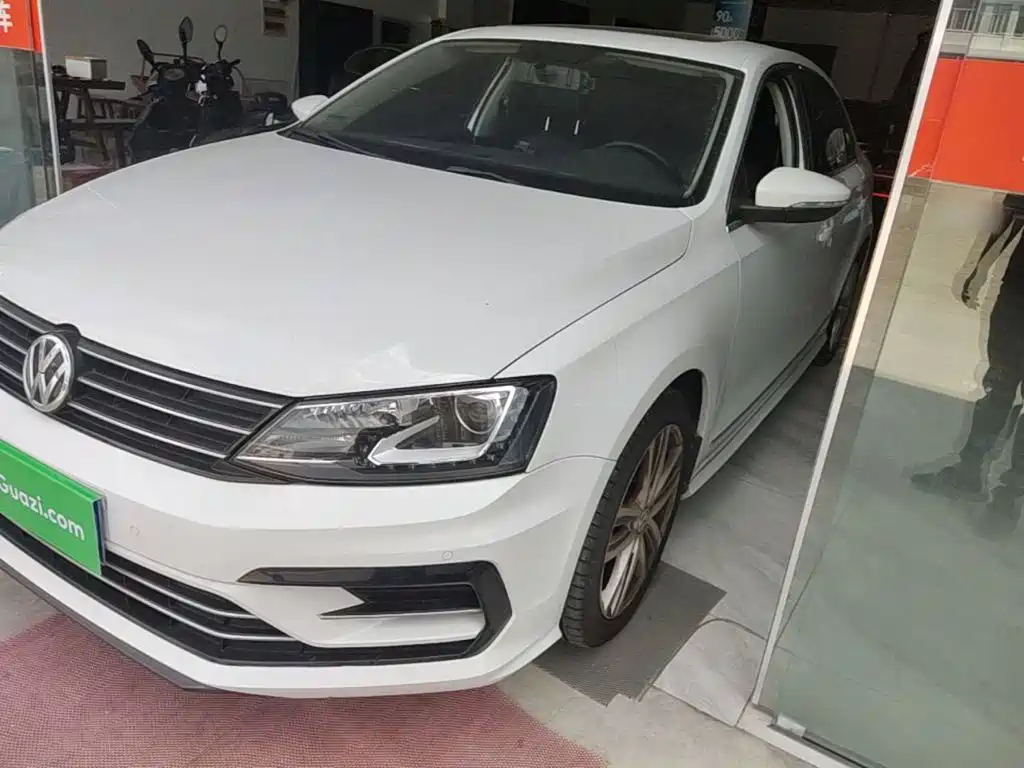 Volkswagen Sagitar — миниатюра 2