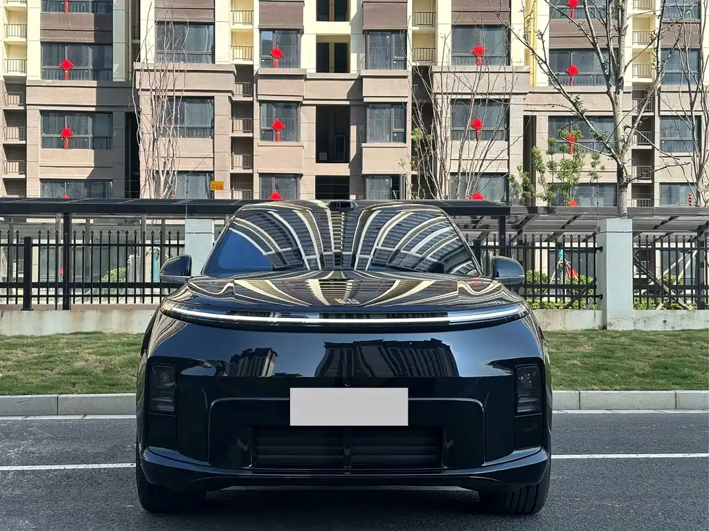 Li Auto Li L8 — миниатюра 2