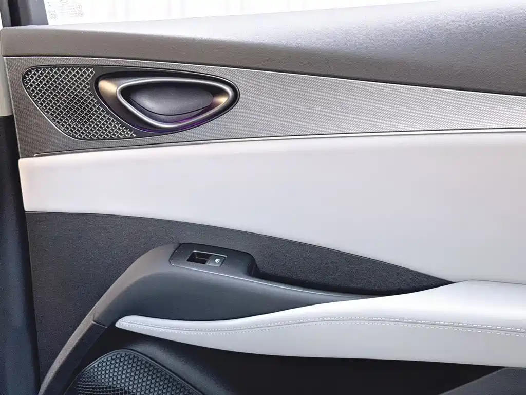 BYD Seals 06 DM-i версия для путешествий — миниатюра 12