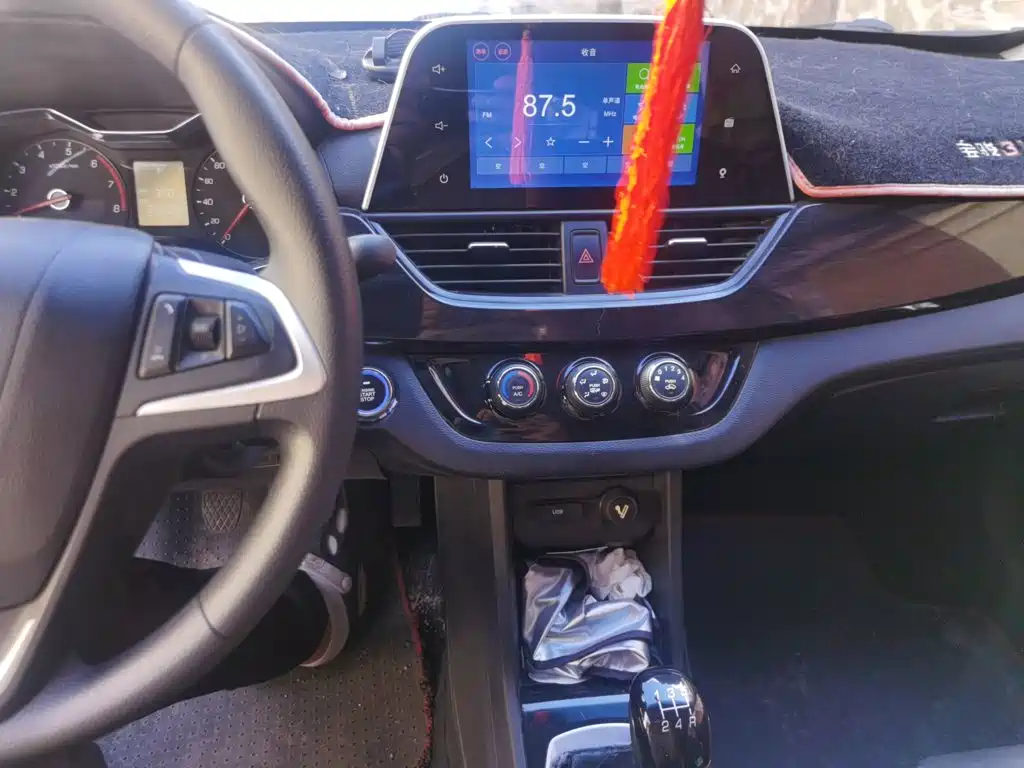 Baojun 310 — миниатюра 9