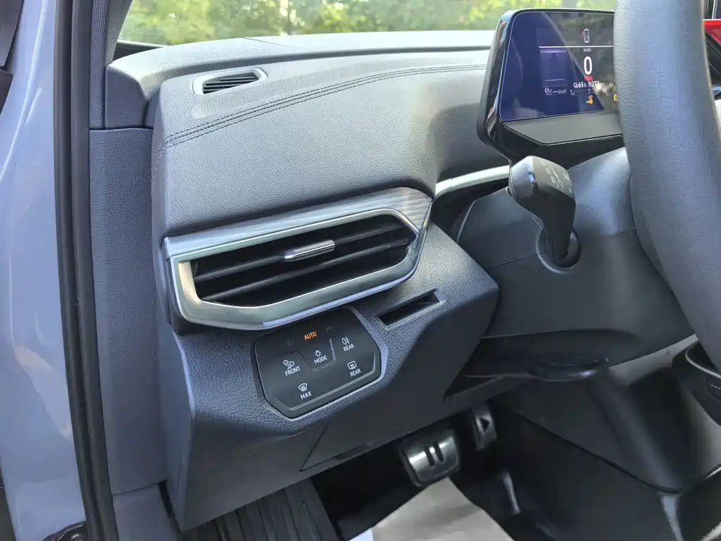 Volkswagen ID.4 Crozz — миниатюра 11