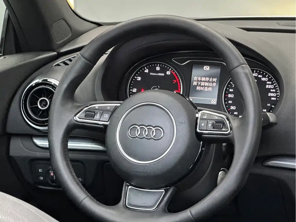 Audi A3 (Import) — миниатюра 10