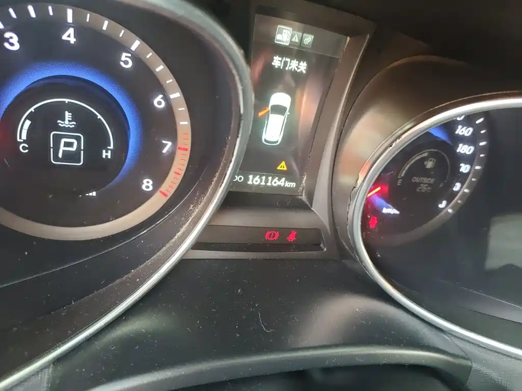 Hyundai Santa Fe — миниатюра 13