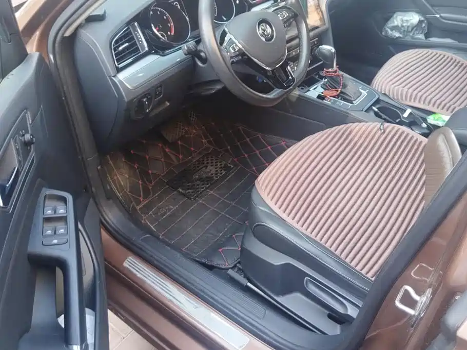 Volkswagen Lamando — миниатюра 9