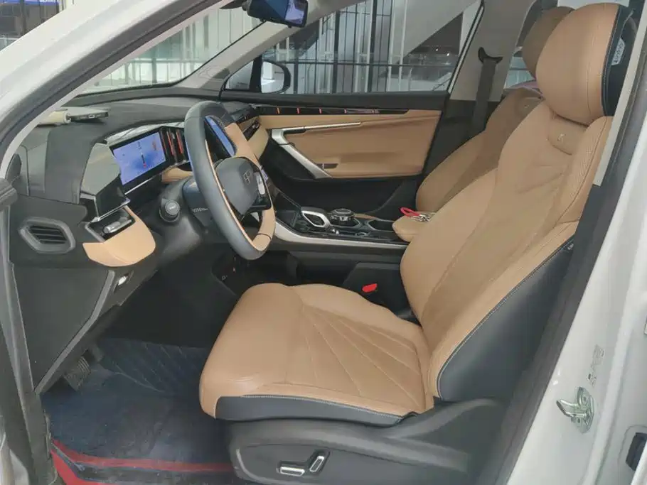 Geely Boyue L — миниатюра 9