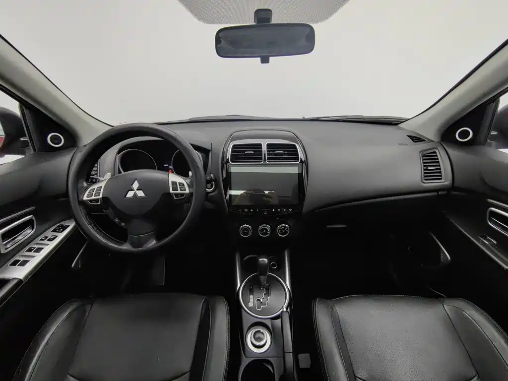 Mitsubishi ASX — миниатюра 5
