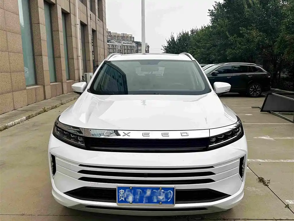 Exeed Zhaofeng — миниатюра 2
