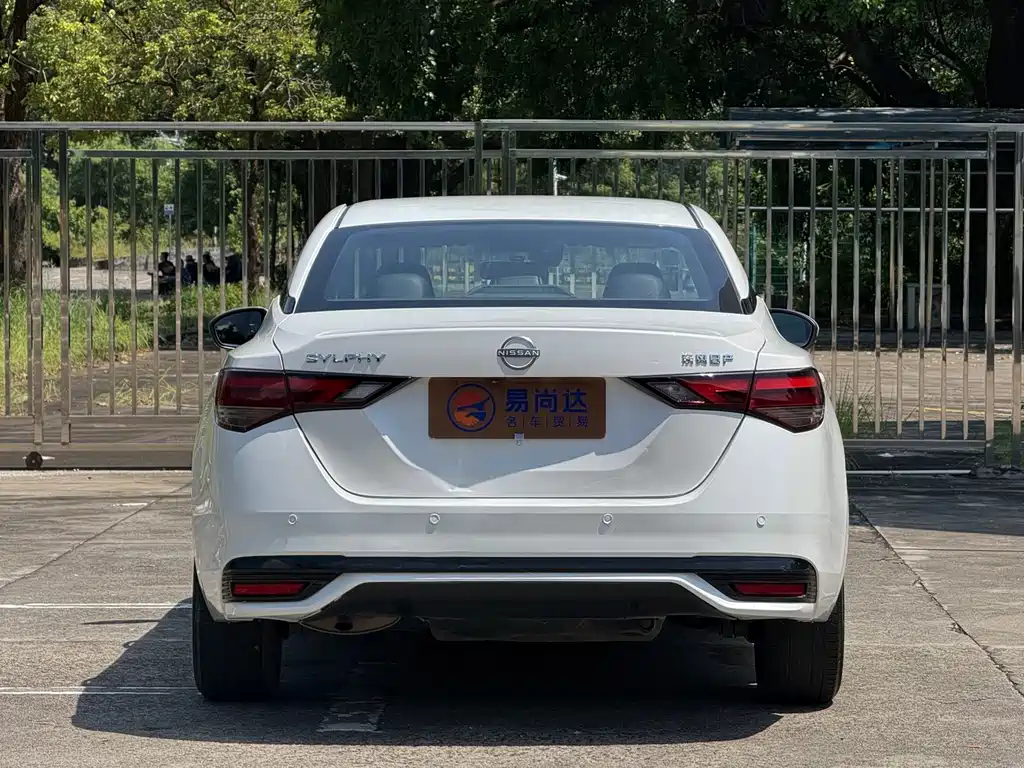 Nissan Sylphy — миниатюра 4