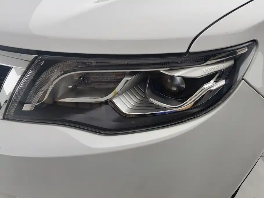 Geely Boyue — миниатюра 5