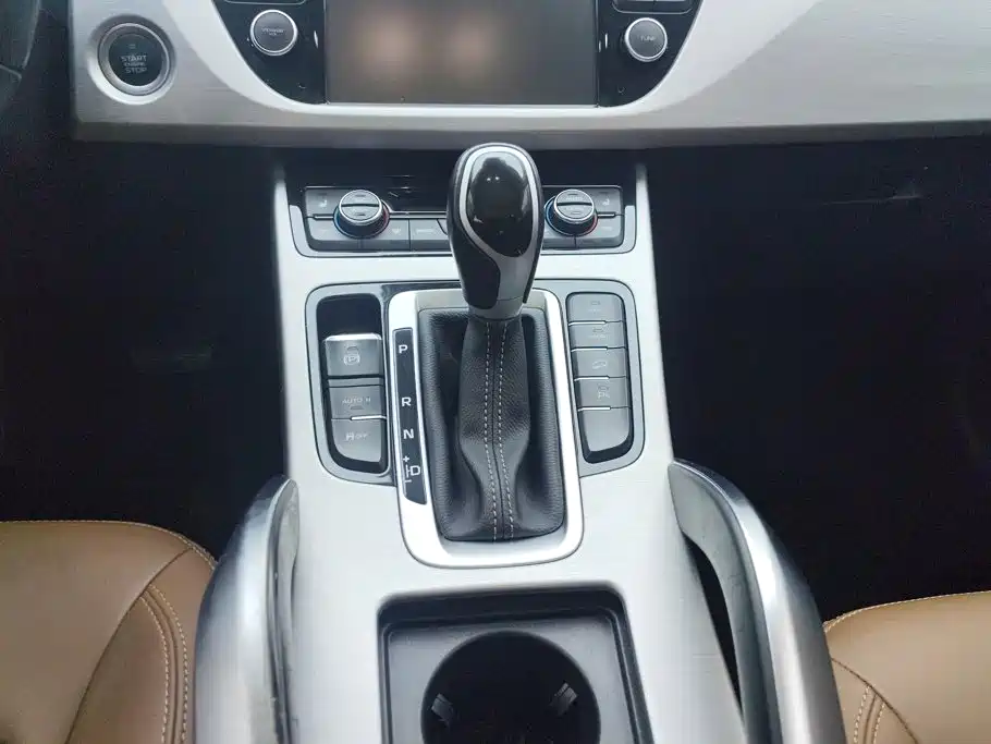 Geely Boyue — миниатюра 15