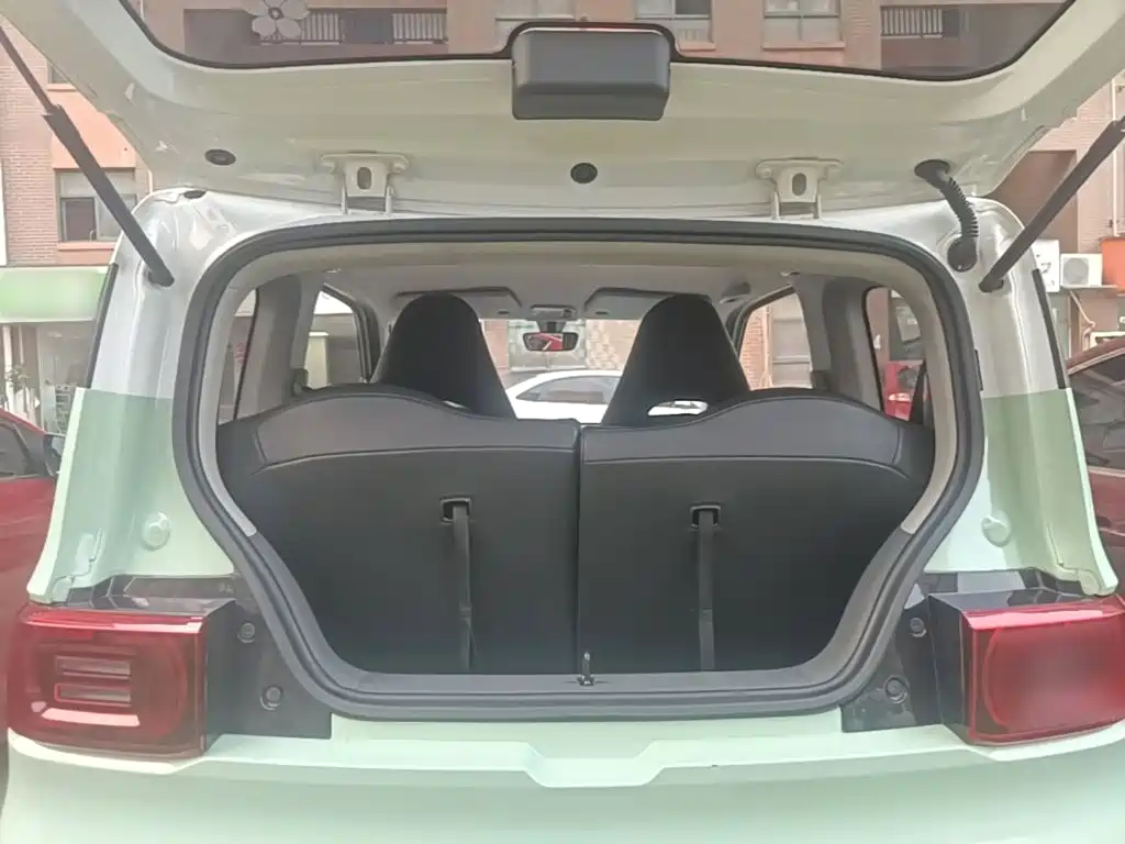 Wuling MINIEV — миниатюра 19