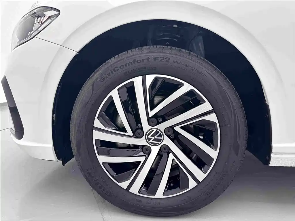 Volkswagen Lavida — миниатюра 31