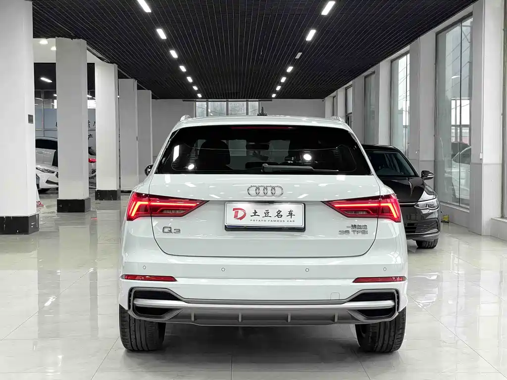 Audi Q3 2022 35 TFSI Fashion