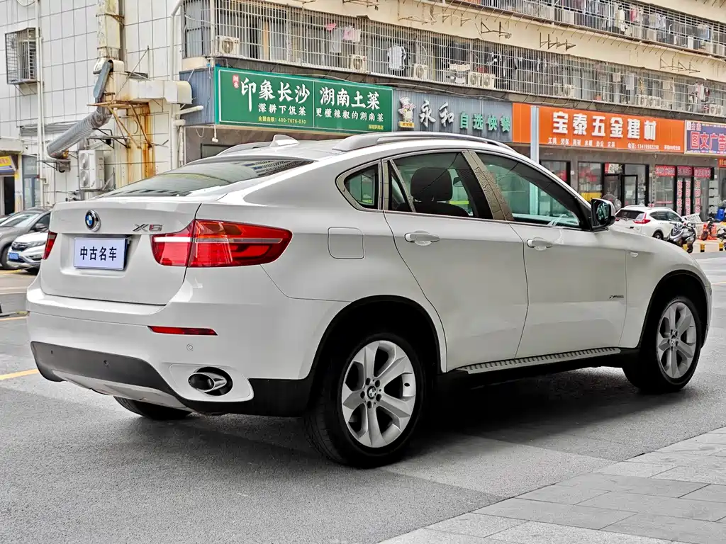BMW X6 — миниатюра 8