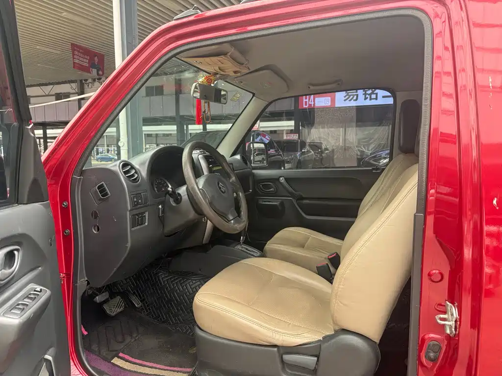 Suzuki Jimny — миниатюра 4