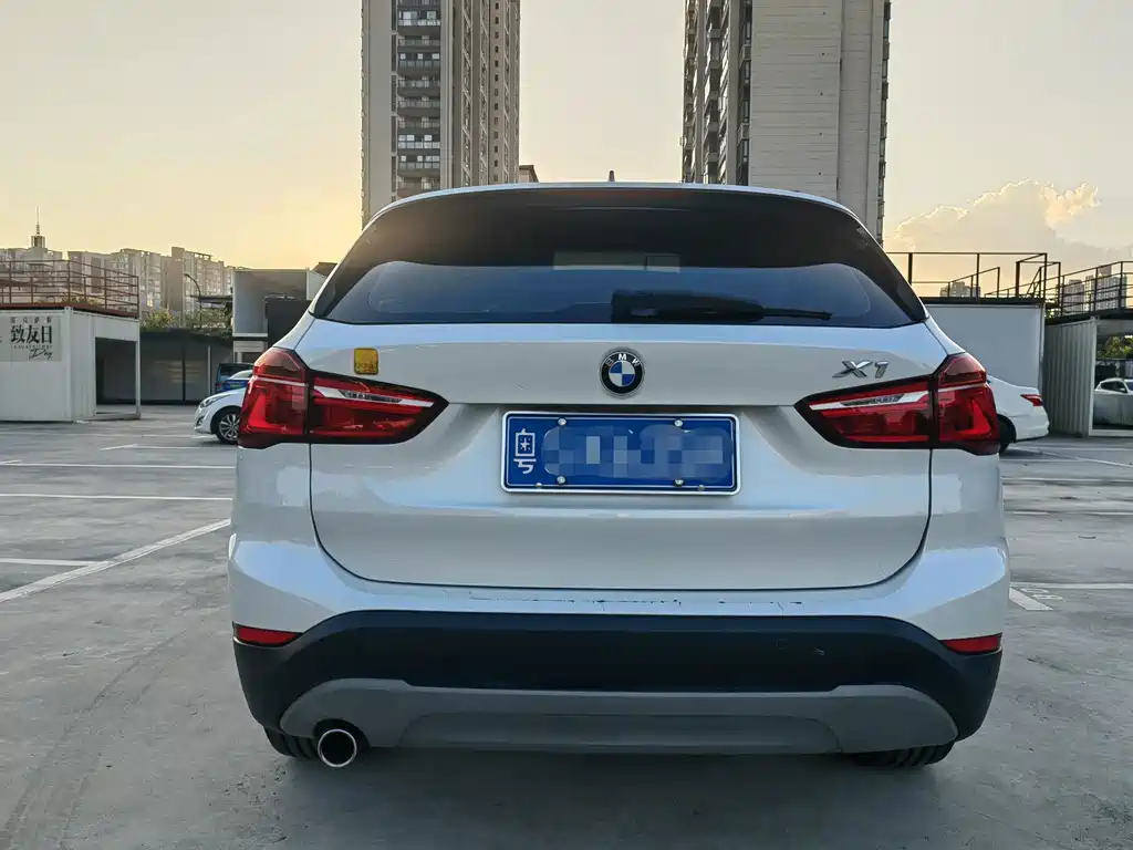 BMW X1 — миниатюра 14