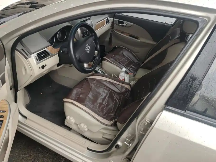 Buick Excelle — миниатюра 9