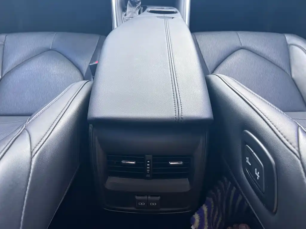 Toyota Avalon — миниатюра 17