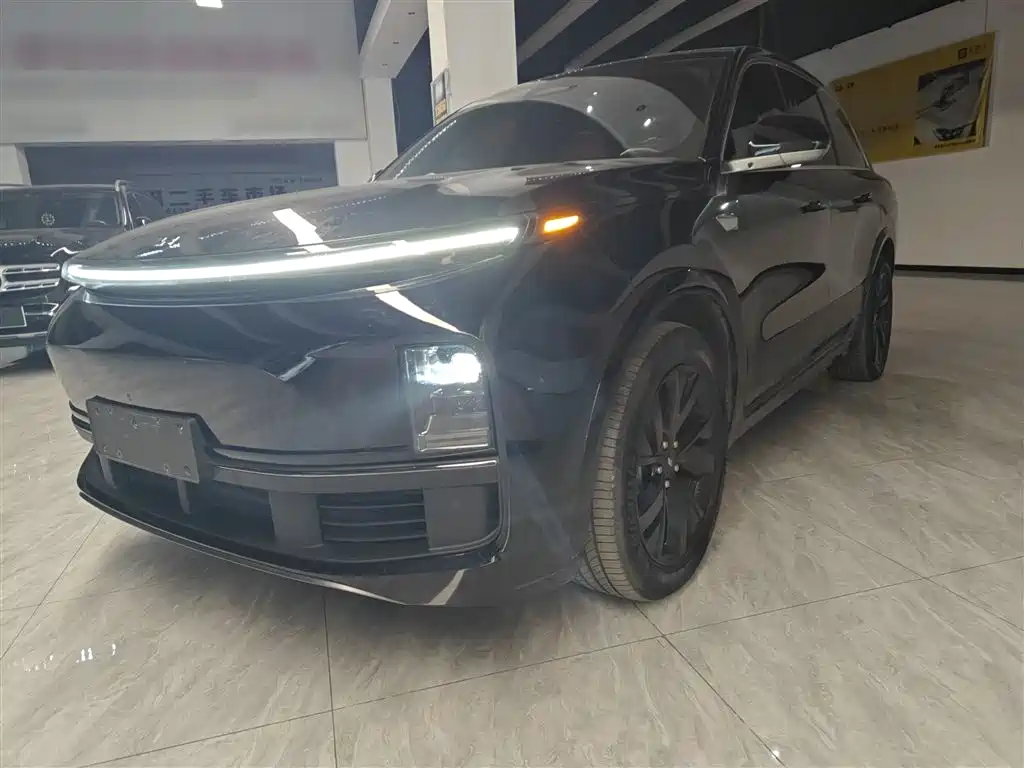 Li Auto Li L8 2023