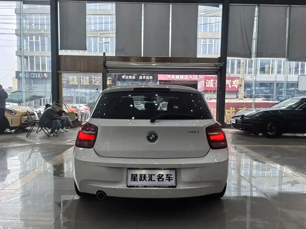 BMW 1 Series (Import) — миниатюра 5