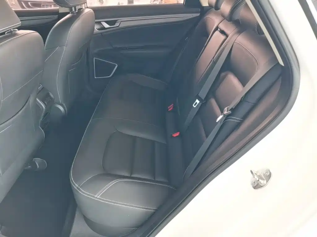 Geely Emgrand GL — миниатюра 17
