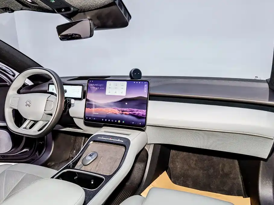 NIO ET5T — миниатюра 26