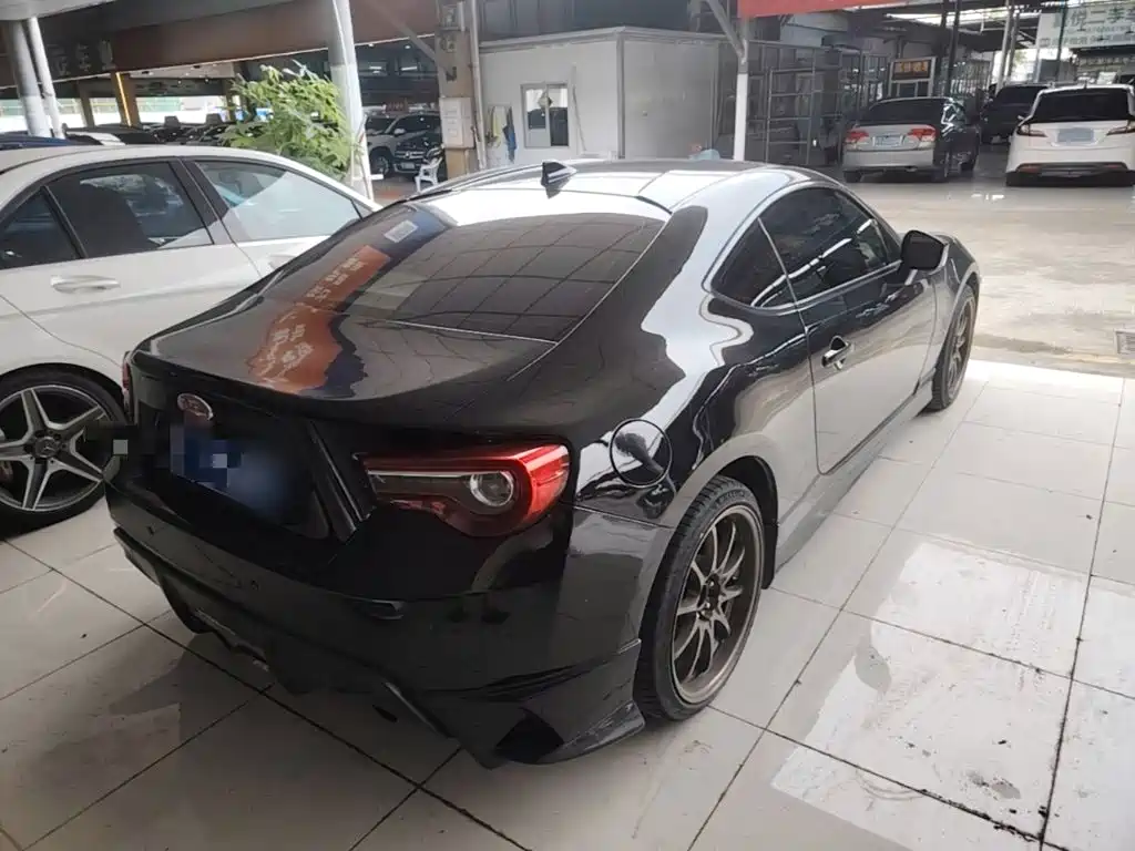 Subaru BRZ — миниатюра 7