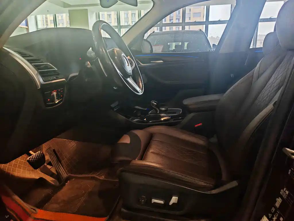 BMW X3 — миниатюра 4