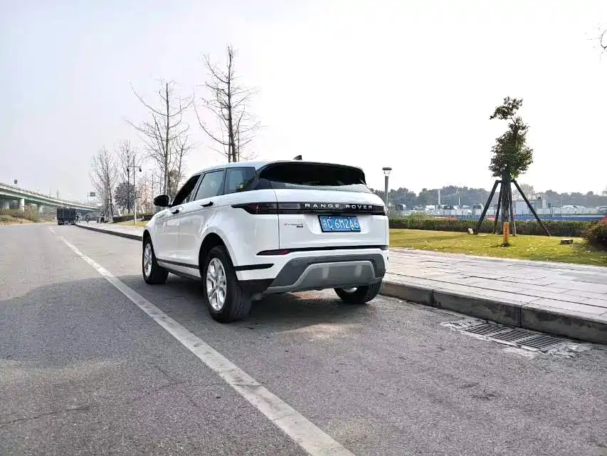 Land Rover Evoque — миниатюра 5