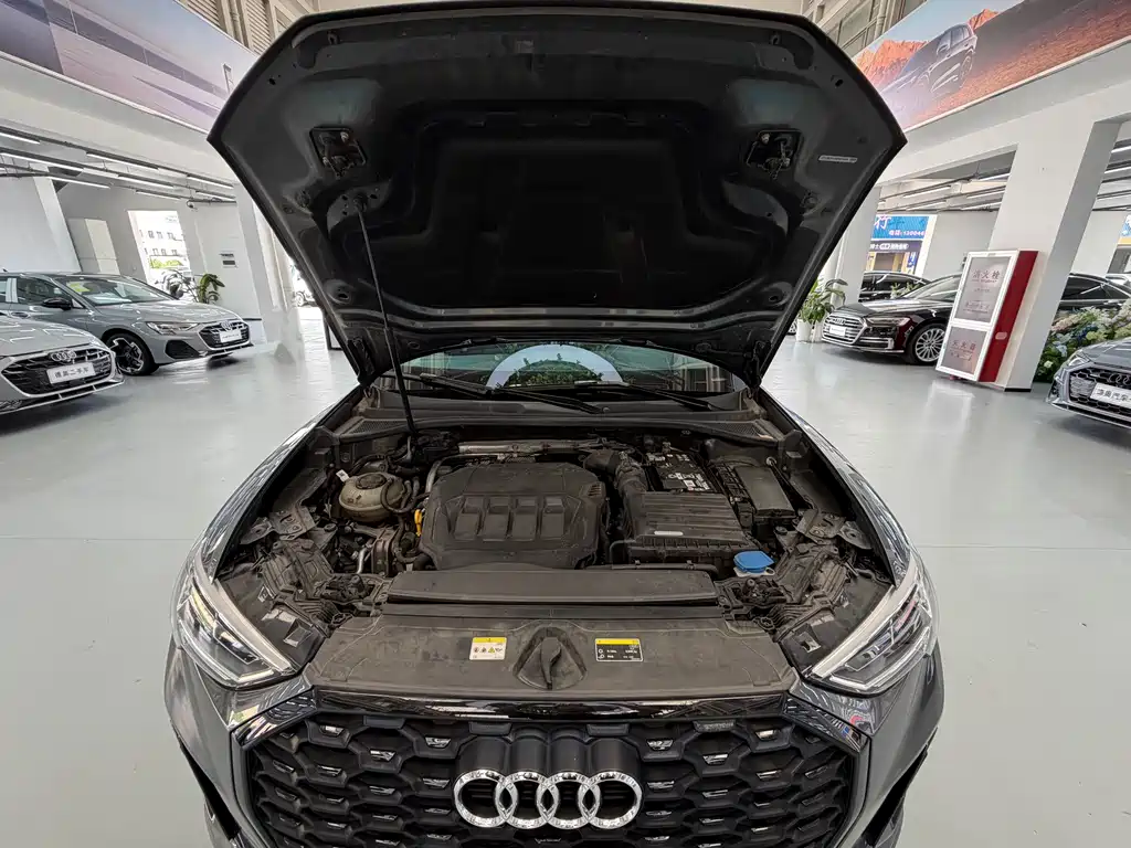 Audi Q3 Sportback — миниатюра 16