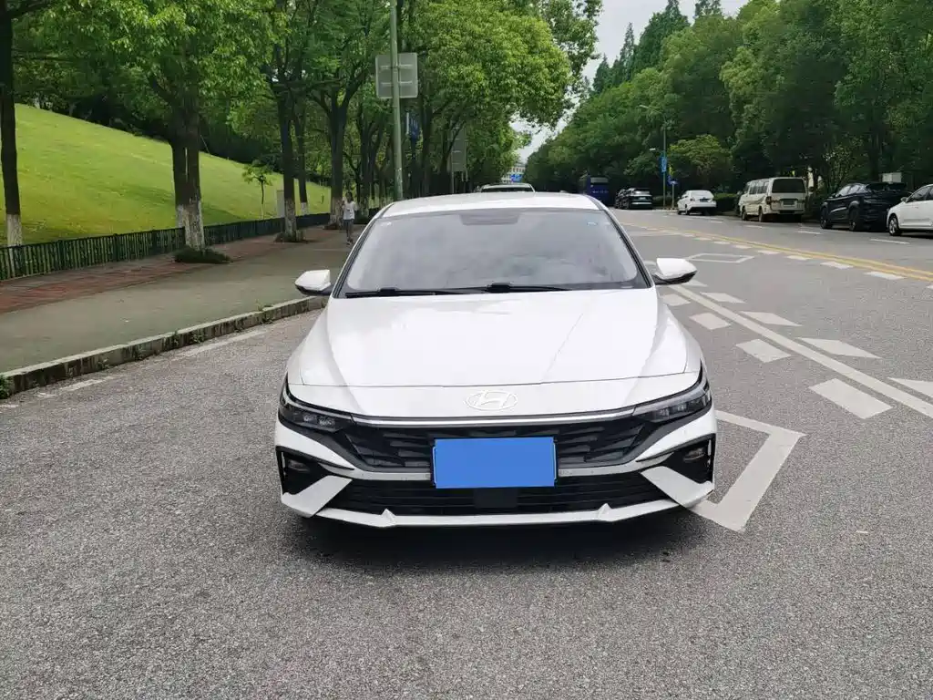 Hyundai Elantra 2022 1.5L CVT GLS Lead