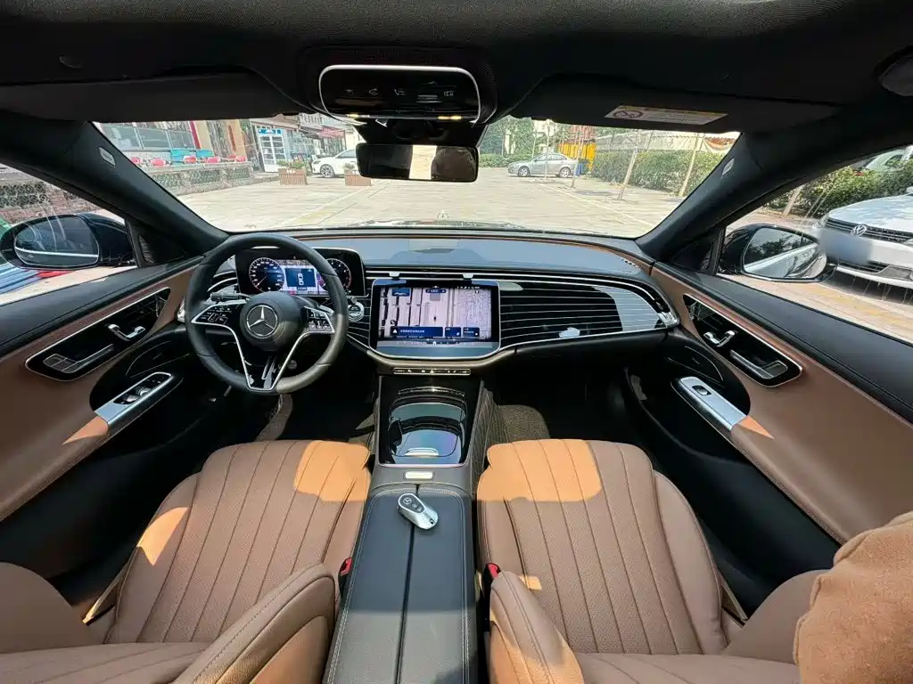 Mercedes-Benz E-Class E 2024 E 260 L